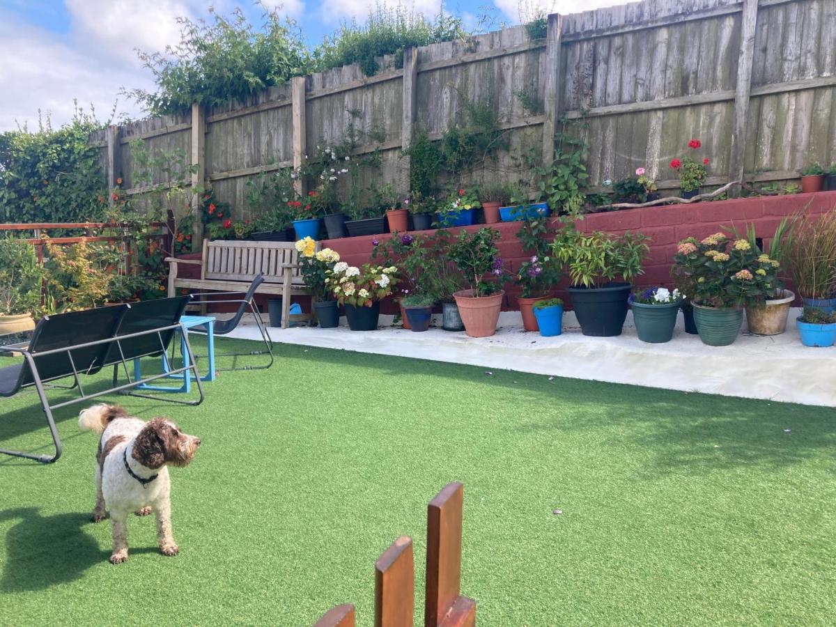 Modern With Outstanding Views, Sleeps 2 Holiday home Newlyn