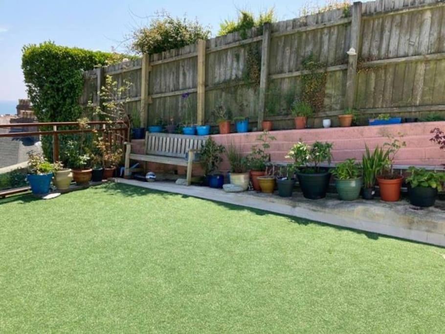 Modern With Outstanding Views, Sleeps 2 * Newlyn
