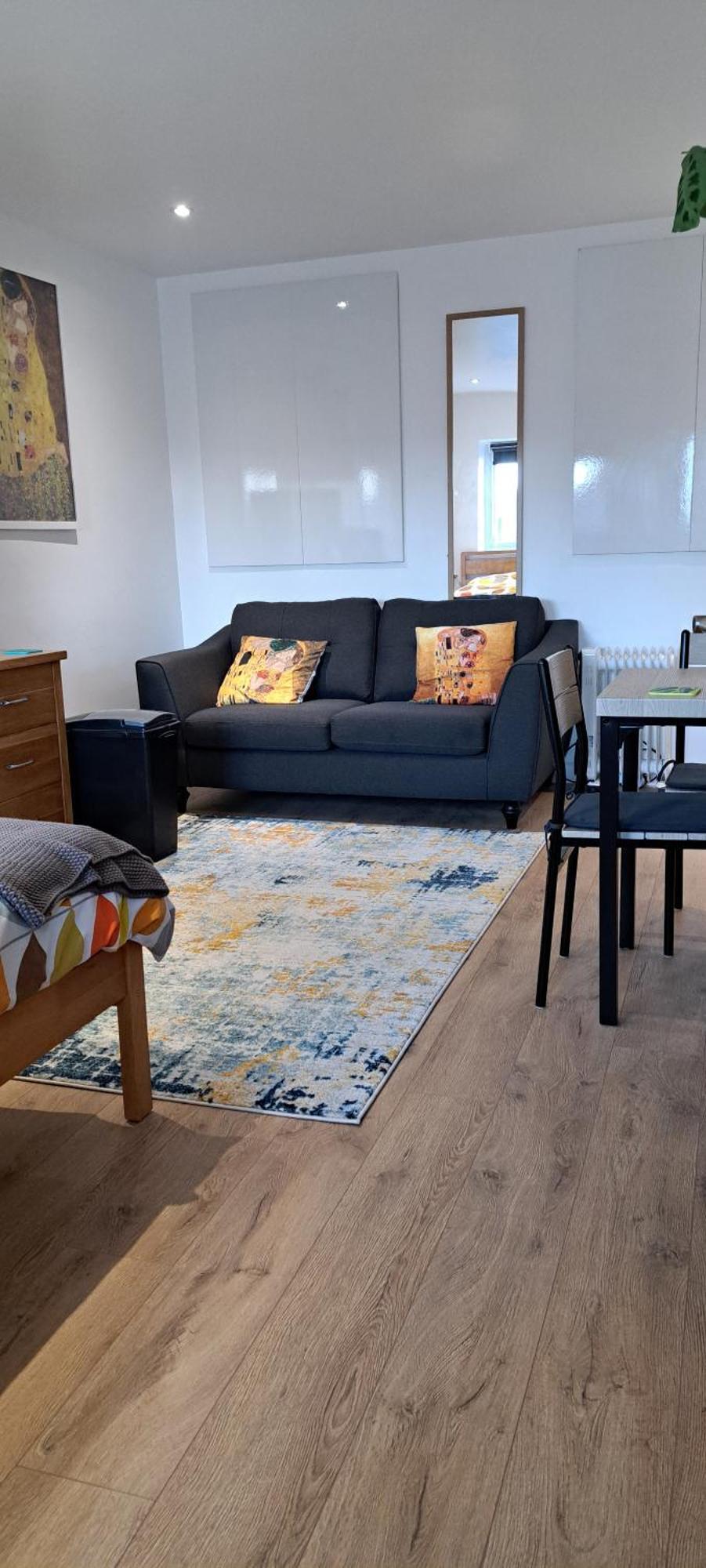 Modern With Outstanding Views, Sleeps 2 Holiday home Newlyn